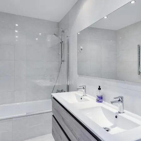 Penthouse Jacaranda * Estepona