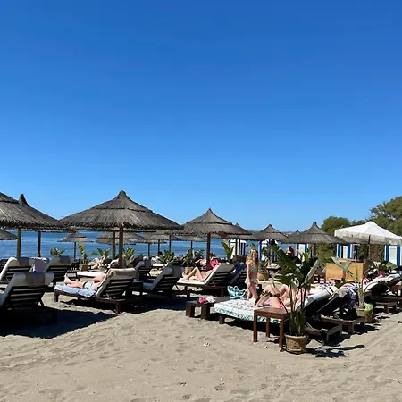 Penthouse Jacaranda Daire Estepona