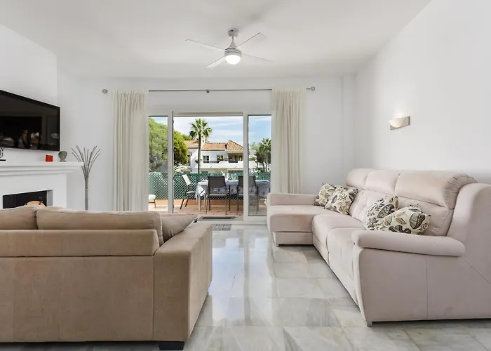 Penthouse Jacaranda * Estepona